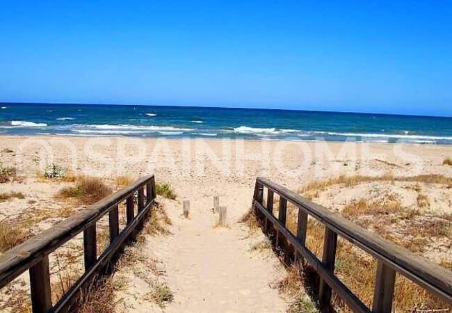 Fully Detached Luxury Villa with Private Pool in Murcia 4