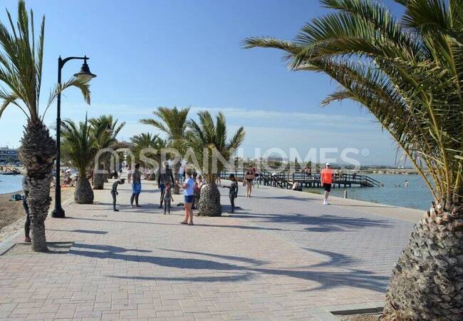 San Pedro Del Pinatar'da Şık Tasarımlı Müstakil Villalar 23