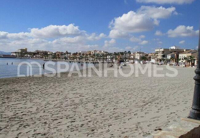Mediterranean-inspired Apartments Near the Sea in Los Alcazares 13