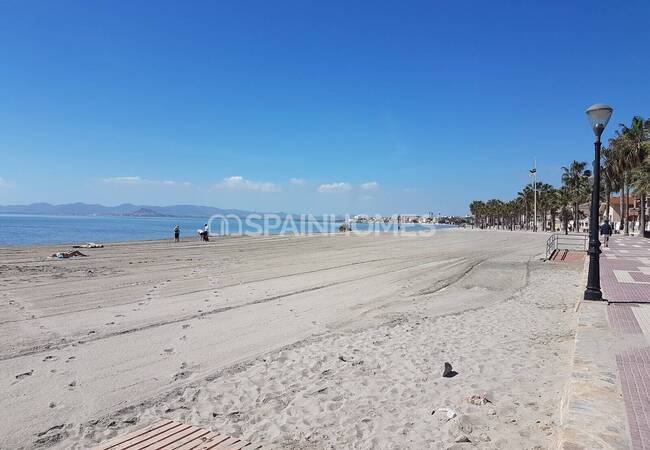 Mediterranean-inspired Apartments Near the Sea in Los Alcazares 14