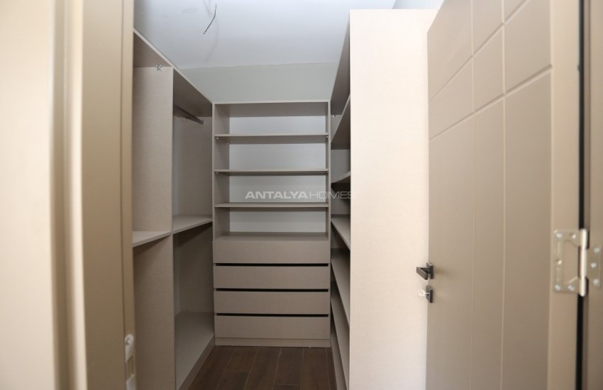 Ruime Vrijstaande Triplex Villa In Kundu Antalya 17