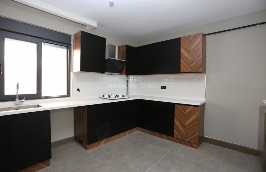 Ruime Vrijstaande Triplex Villa In Kundu Antalya 8