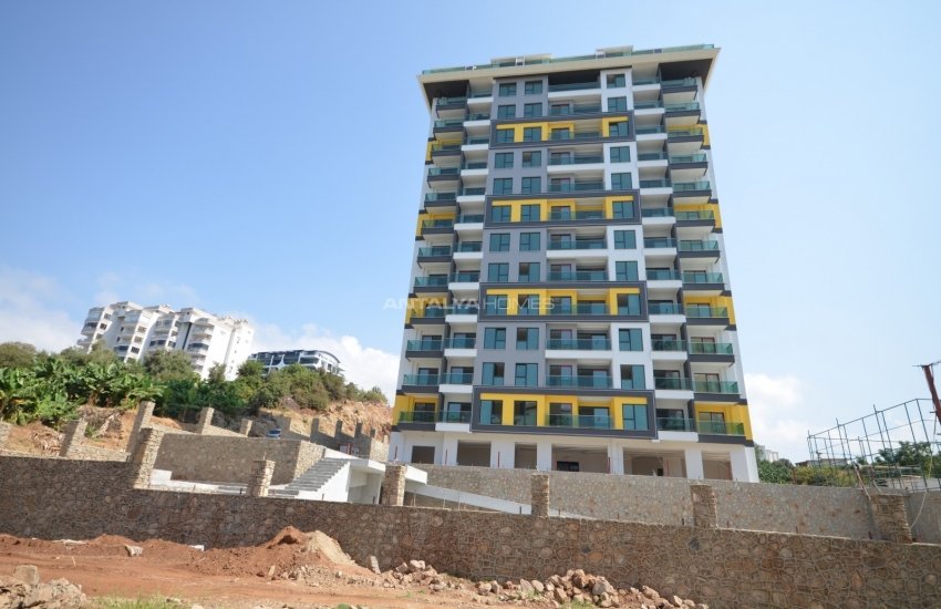 Flats with Remarkable Sea and Mountain Views in Alanya 37