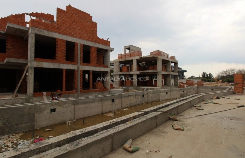 Capacious Villas in a Peaceful Area in Antalya Konyaaltı 37