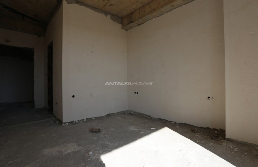 Excellent 3 Bedroom Villas with Parking Lots in Konyaaltı 30