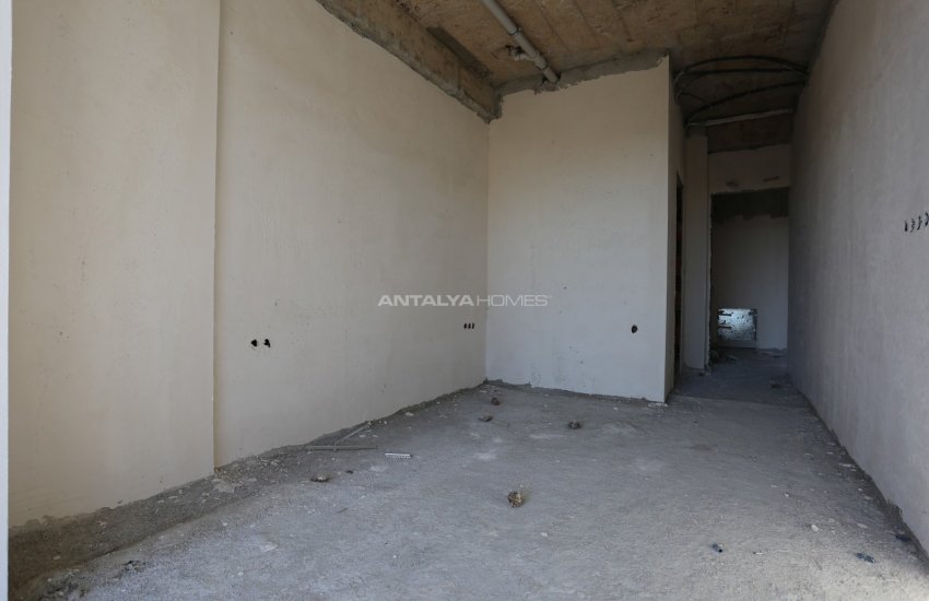 Excellent 3 Bedroom Villas with Parking Lots in Konyaaltı 31