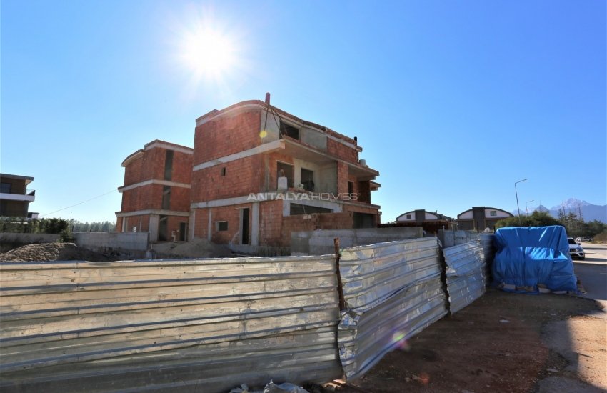 Excellent 3 Bedroom Villas with Parking Lots in Konyaaltı 27