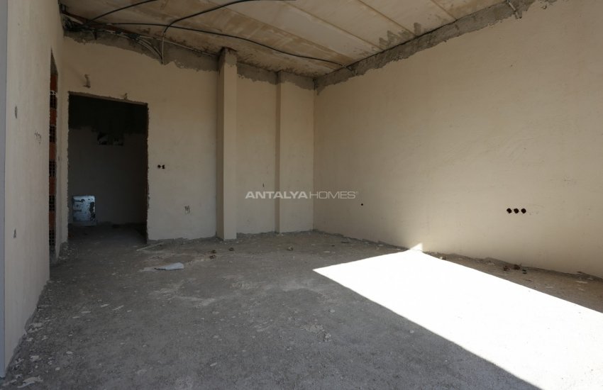 Excellent 3 Bedroom Villas with Parking Lots in Konyaaltı 32