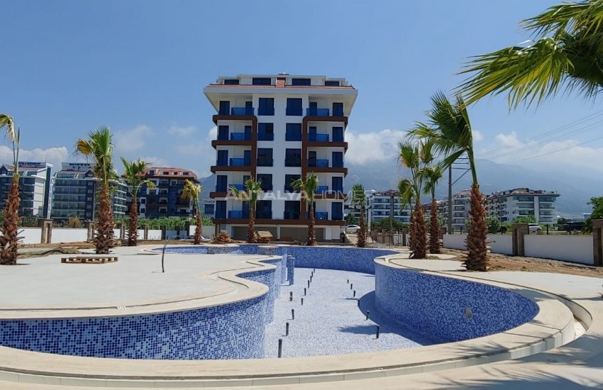 Modernly Designed Luxury Flats in Alanya Kestel with Pools 47