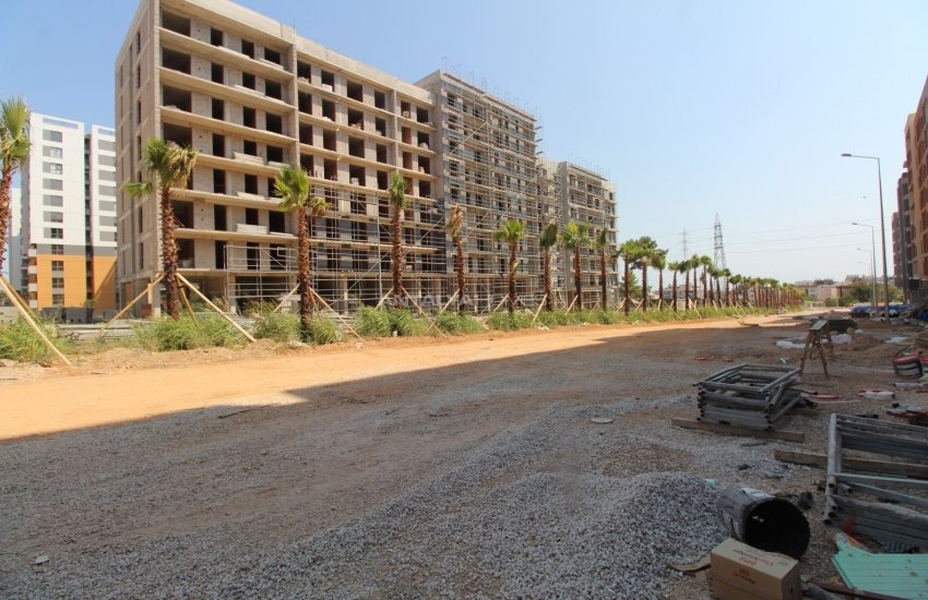 New Apartments Close to Tram and Social Amenities in Antalya 17