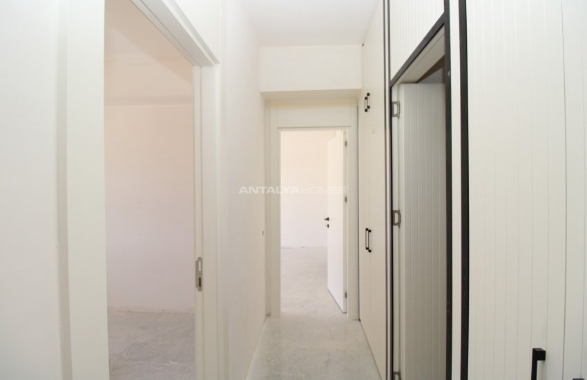 Modern Real Estate Within a Luxe Complex in Antalya Aksu 29