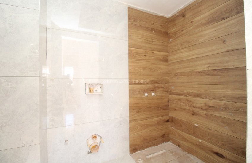 Modern Real Estate Within a Luxe Complex in Antalya Aksu 34