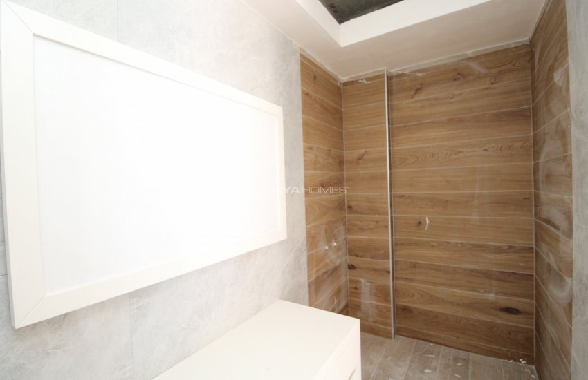 Modern Real Estate Within a Luxe Complex in Antalya Aksu 35