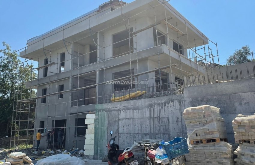 Роскошные Виллы с Современным Дизайном у Моря в Аланье 37