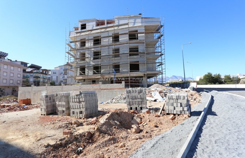 New Build Investment Flats Near University in Konyaalti 18