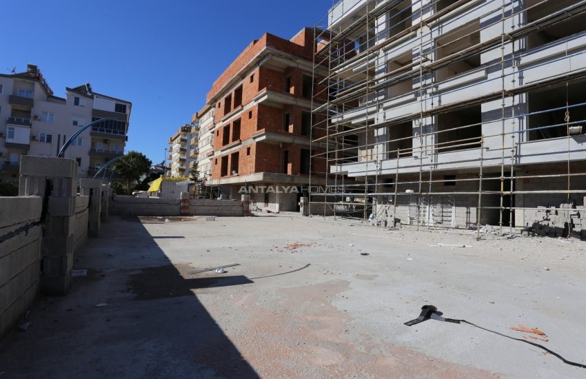 New Build Investment Flats Near University in Konyaalti 19