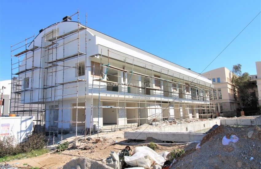 Flats in a Luxury Complex with Pools in Antalya Lara 17