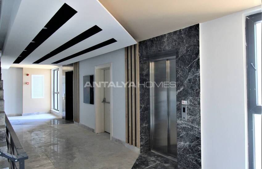 Luxurious Real Estate with Rich Complex Features in Antalya 42