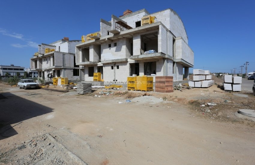 Semi-detached Villas Close to the Beach in Antalya Guzeloba 39