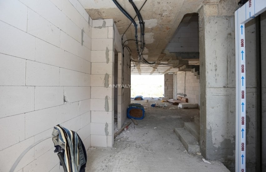 Semi-detached Villas Close to the Beach in Antalya Guzeloba 46