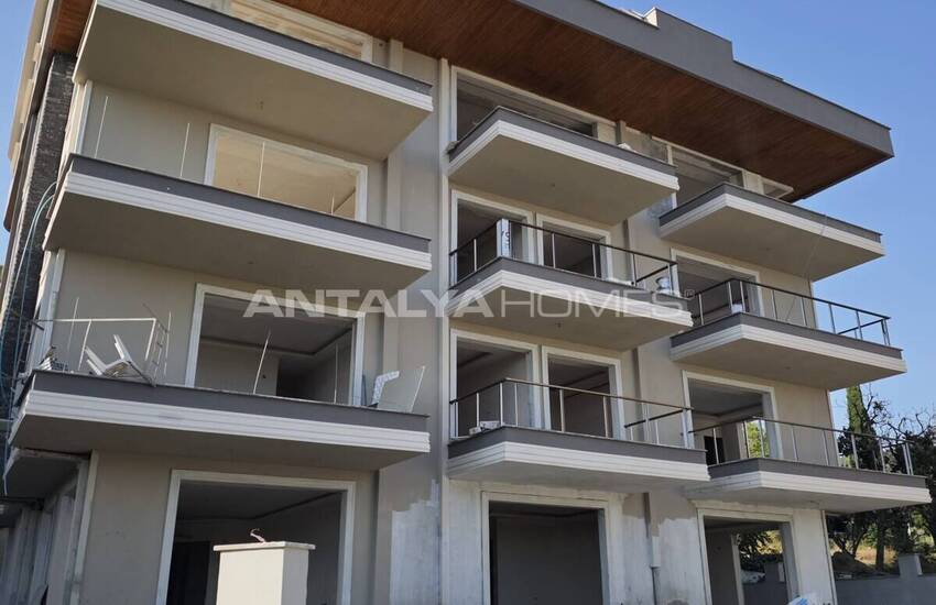 Alanya'da Deniz ve Kale Manzaralı Villa Konseptli Daireler 16