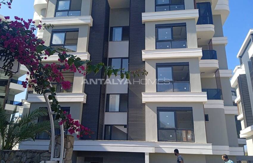 Contemporary Flats Within Easy Reach of Amenities in Alanya 14
