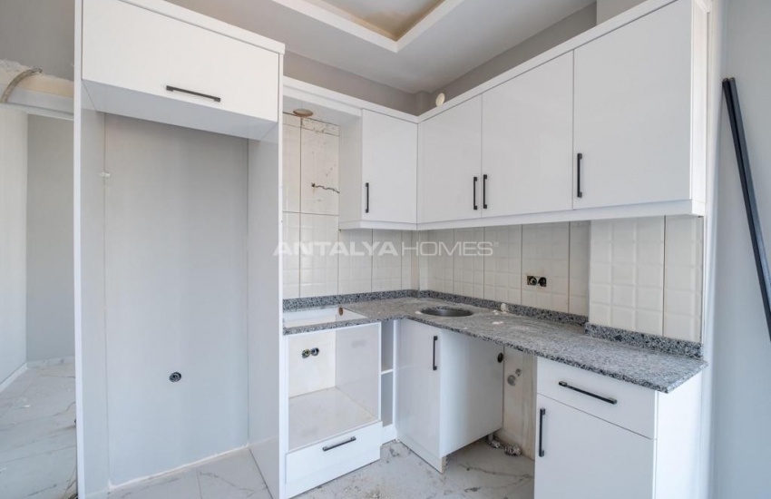 Real Estate for Sale in a Modern Complex in Alanya 14