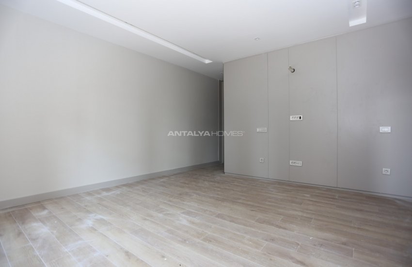 Apartments in a Complex with Rich Facilities in Konyaaltı 28