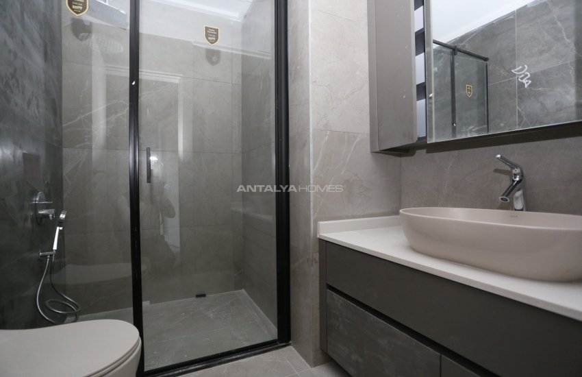 Apartments in a Complex with Rich Facilities in Konyaaltı 31