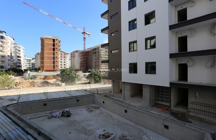 Apartments in a Complex with Rich Facilities in Konyaaltı 20