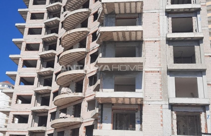 Spacious Flats with City and Sea Views in Alanya Mahmutlar 25