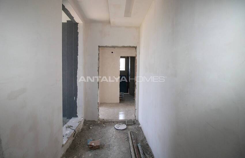 Chic Flat in a Prestigious Residential Area in Altintas Antalya 31