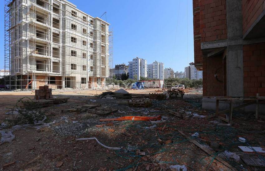 New Apartments in a Well-maintained Complex in Antalya Kepez 14