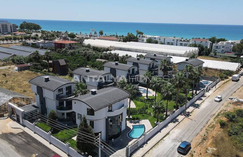 Villas Triplex Avec Jardin Privé Et Piscine À Alanya 28