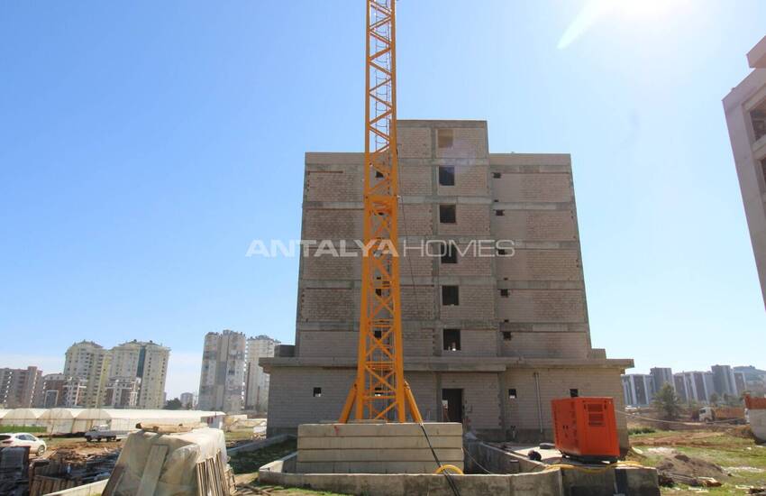 Antalya Aksu'da Havuzlu Proje İçinde Sıfır Daireler 12