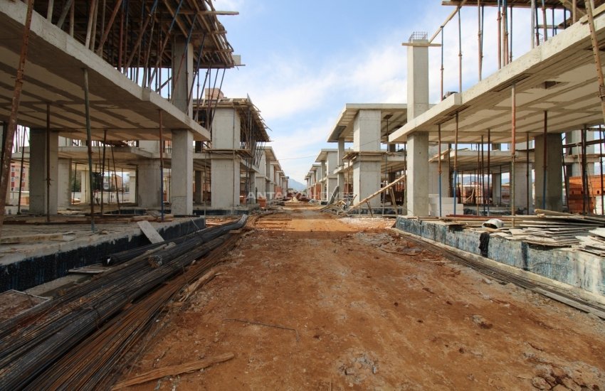 Antalya Villas with Private Gardens and Pools in Dosemealti 33