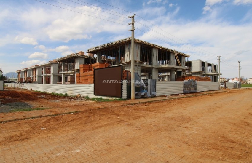 Antalya Villas with Private Gardens and Pools in Dosemealti 32