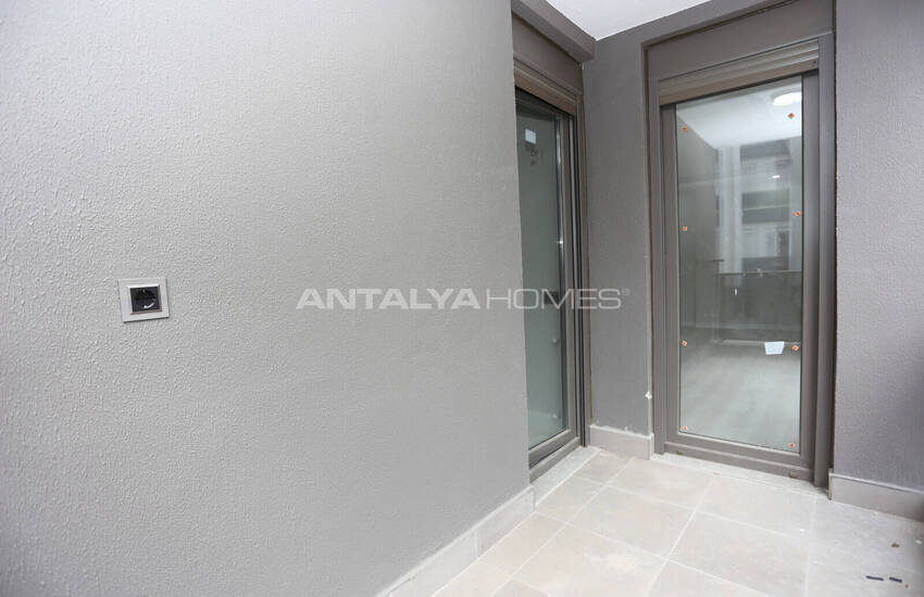 Antalya Muratpaşa’da Güvenli Site İçinde Lüks Daireler 24