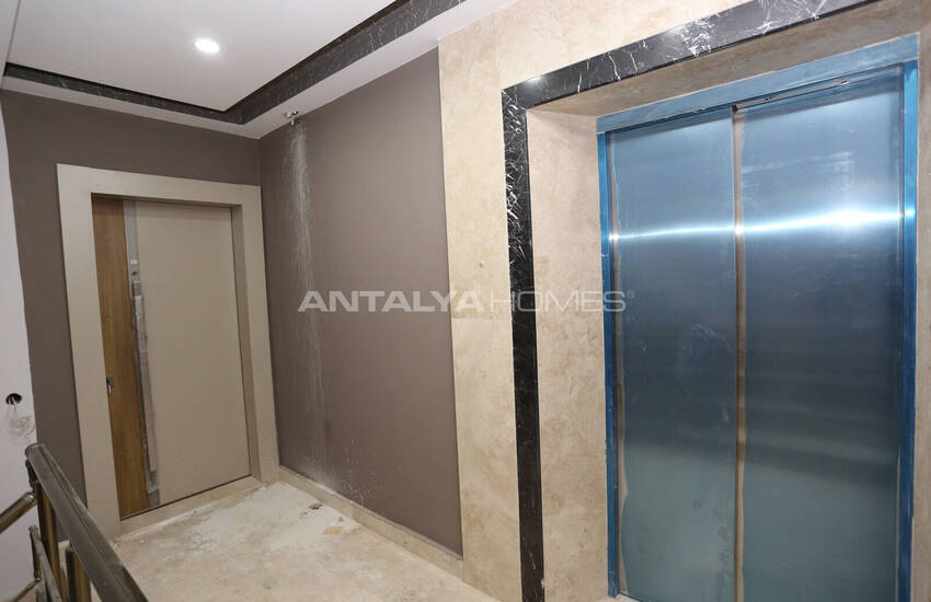 Antalya Muratpaşa’da Güvenli Site İçinde Lüks Daireler 15