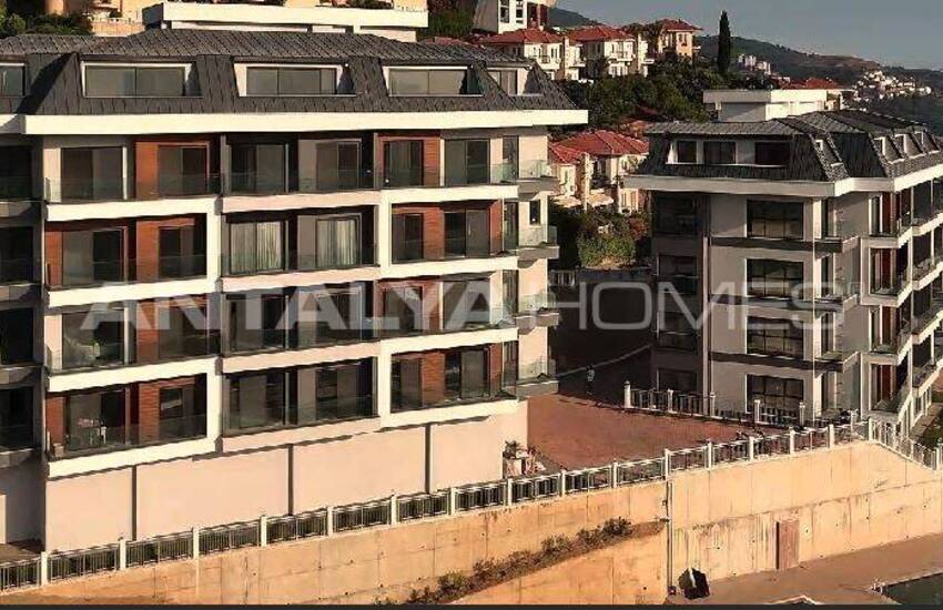 Alanya'da Yüzme Havuzlu Site İçinde Deniz Manzaralı Daireler 2