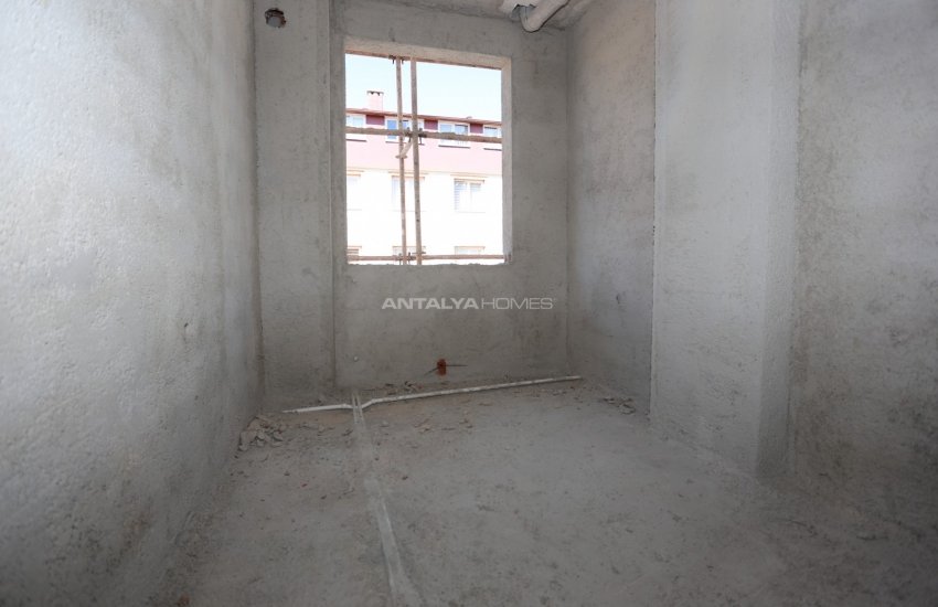 Modern Apartments Close to the City Center in Muratpaşa 9