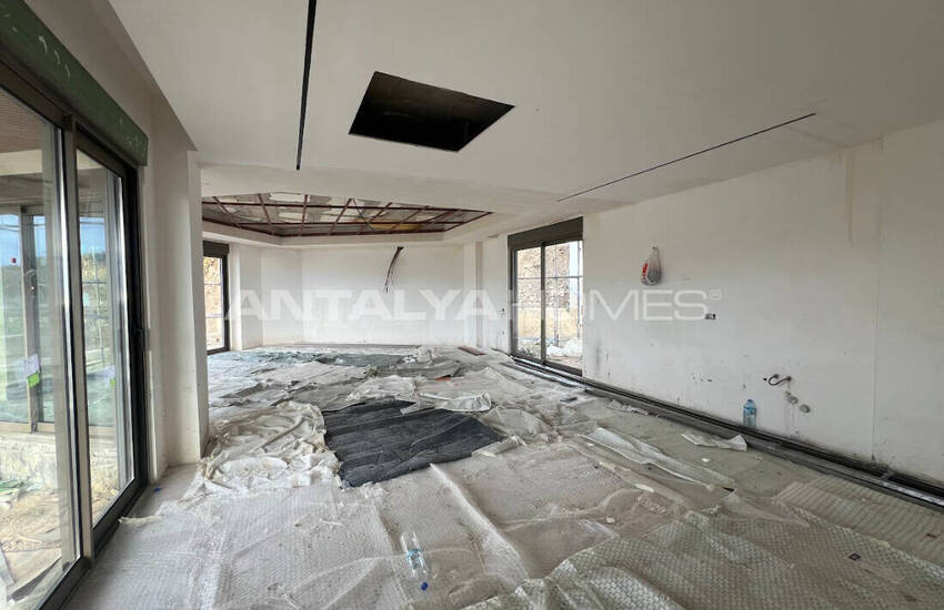 Alanya Kargıcak'ta Doğa İle İç İçe Konumda Manzaralı Şık Villa 46