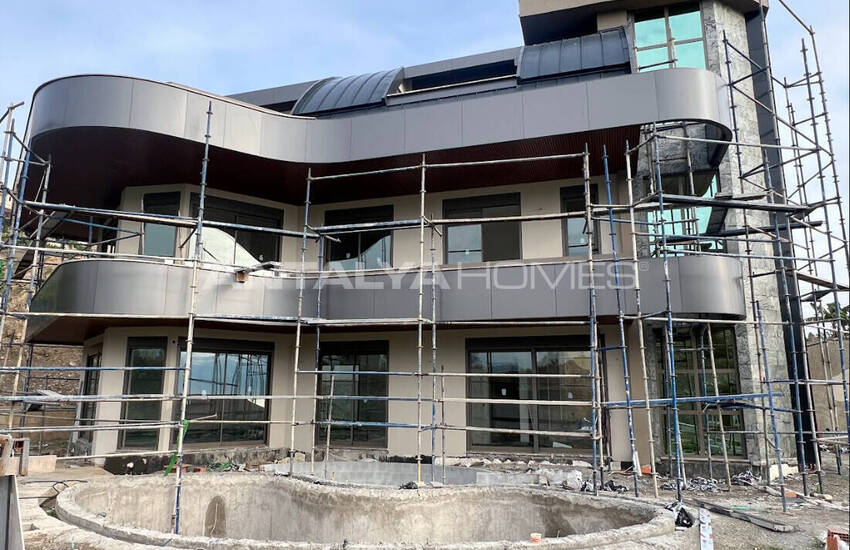 Alanya Kargıcak'ta Doğa İle İç İçe Konumda Manzaralı Şık Villa 43