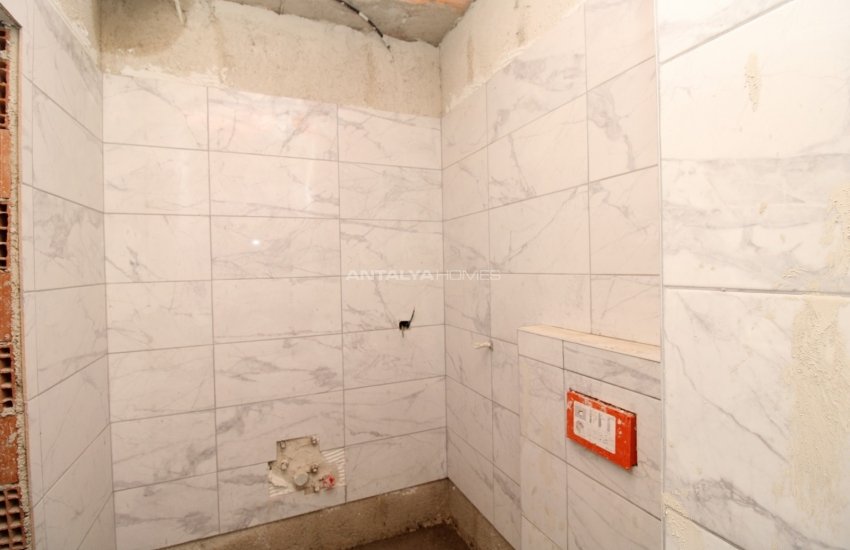 Apartment with High Rental Potential in Antalya Altintas 10