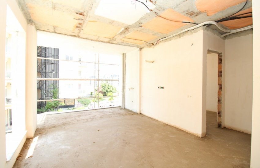 Apartment with High Rental Potential in Antalya Altintas 6