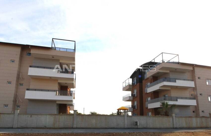 Antalya Kadriye’de Tüm Olanaklara Yakın Modern Daireler 36