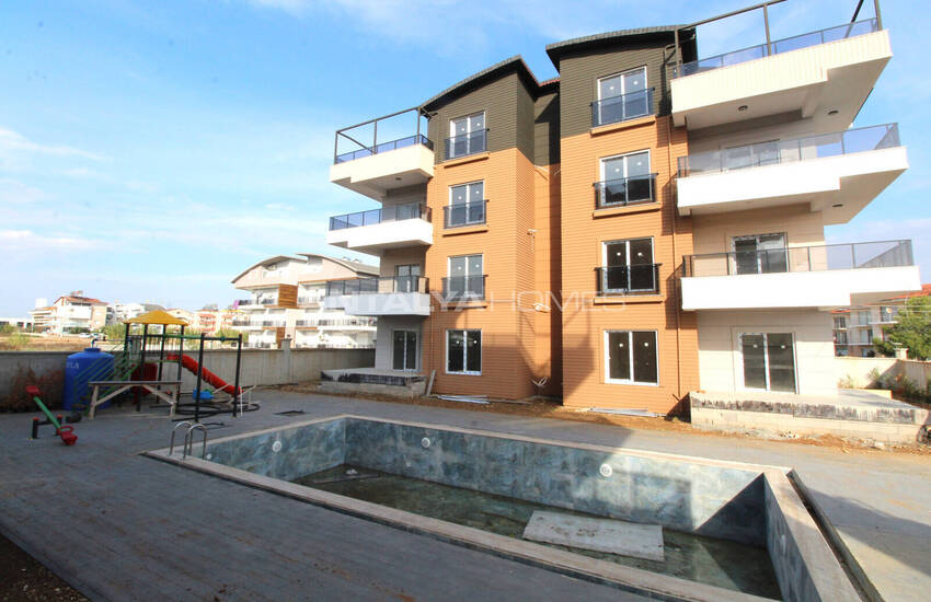 Antalya Kadriye’de Tüm Olanaklara Yakın Modern Daireler 29