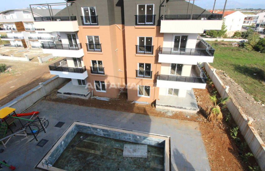 Antalya Kadriye’de Tüm Olanaklara Yakın Modern Daireler 35