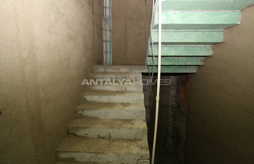 Luxurious Real Estate with Sea Views in Antalya City Center 12