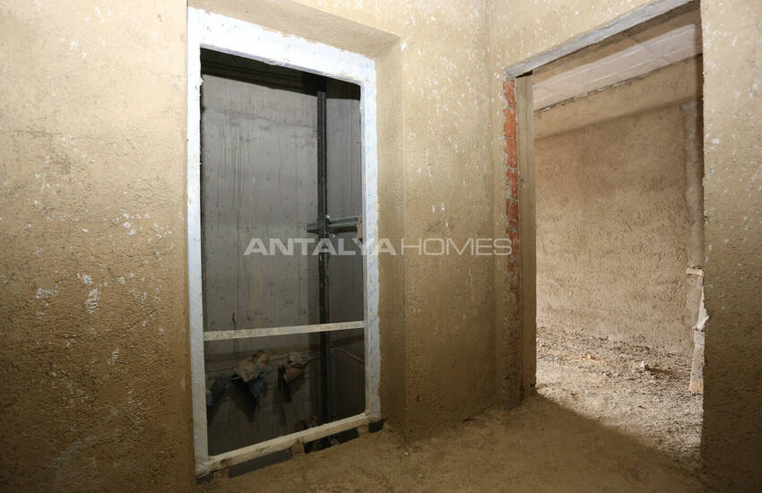 Luxurious Real Estate with Sea Views in Antalya City Center 13